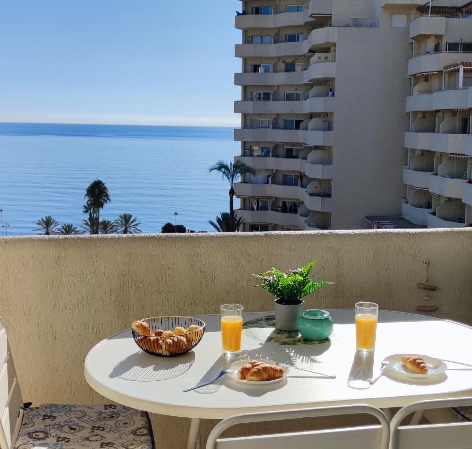 El Estudio De La Playa Benalbeach Holidays Deluxe 베날마데나코스타 외부 사진