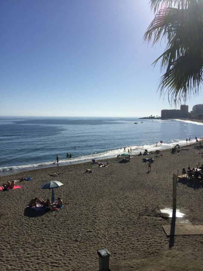 El Estudio De La Playa Benalbeach Holidays Deluxe 베날마데나코스타 외부 사진