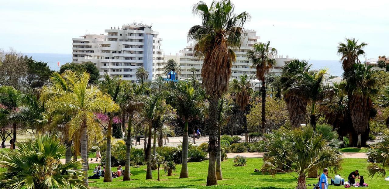 El Estudio De La Playa Benalbeach Holidays Deluxe 베날마데나코스타 외부 사진