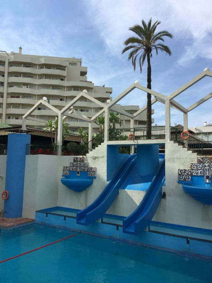 El Estudio De La Playa Benalbeach Holidays Deluxe 베날마데나코스타 외부 사진