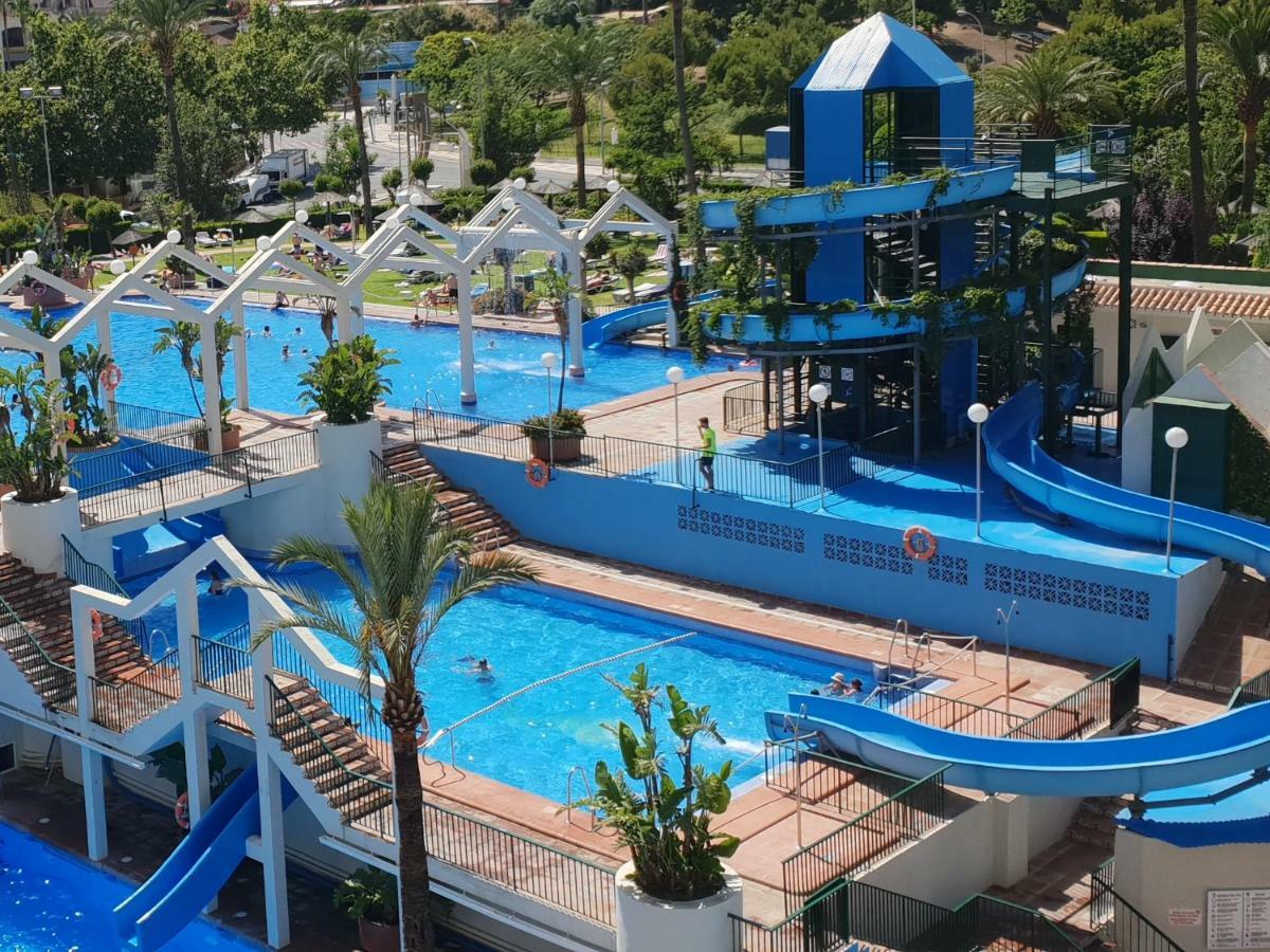 El Estudio De La Playa Benalbeach Holidays Deluxe 베날마데나코스타 외부 사진