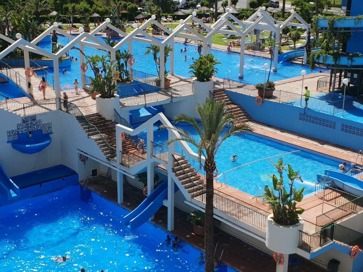 El Estudio De La Playa Benalbeach Holidays Deluxe 베날마데나코스타 외부 사진